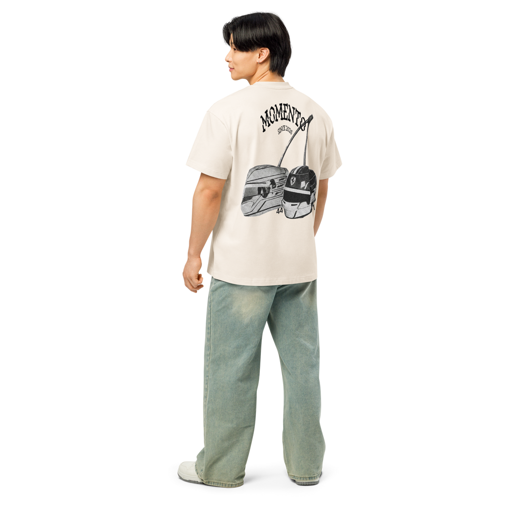 Camiseta Momento Racing Beige Boxy Fit